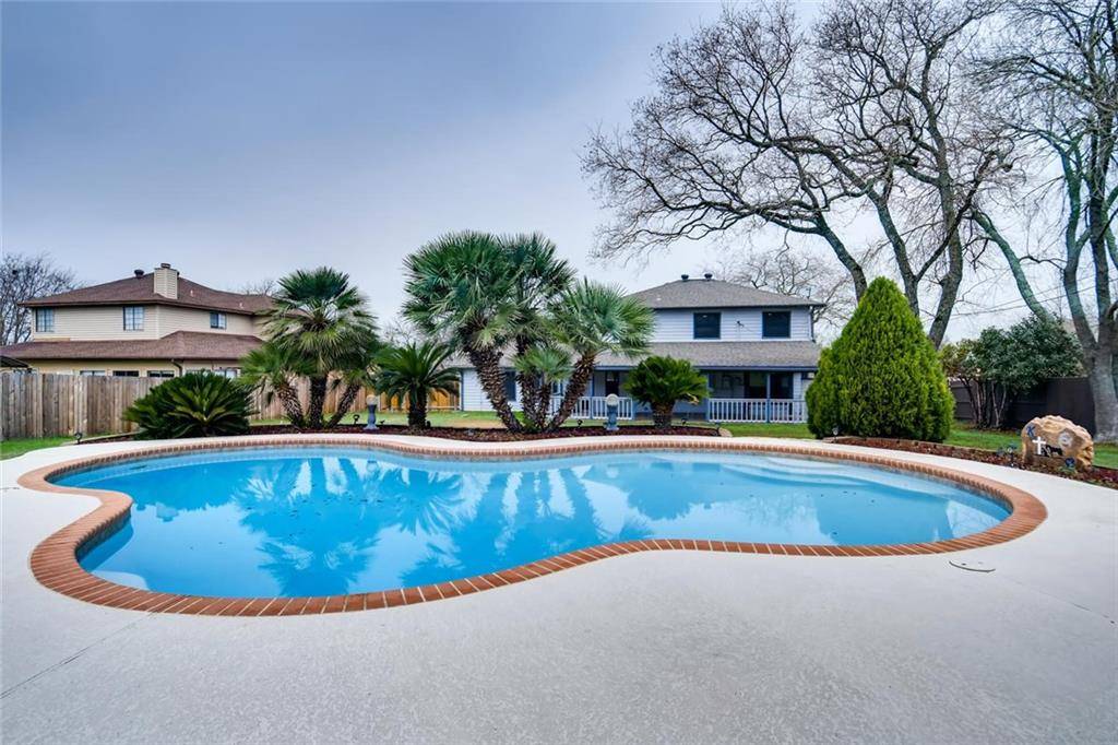 109 E Nakoma, Round Rock, TX 78664