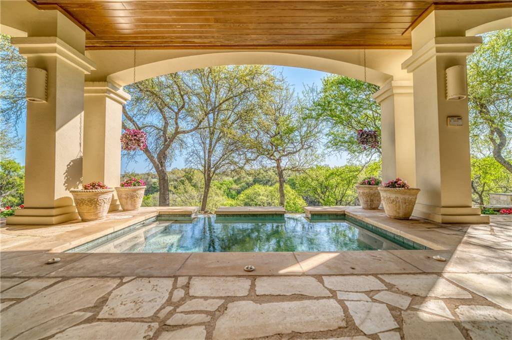 120 Hidden Springs CT, Spicewood, TX 78669