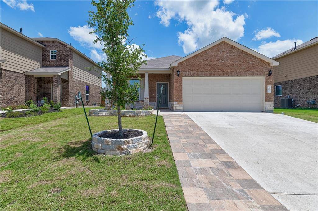 221 Martha DR, Buda, TX 78610