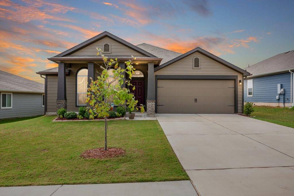 125 Navidad River DR, Hutto, TX 78634