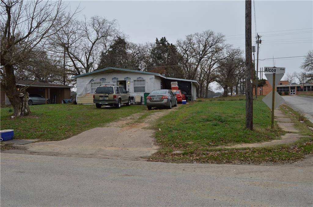 1119 Alcoa Ave, Rockdale, TX 76567