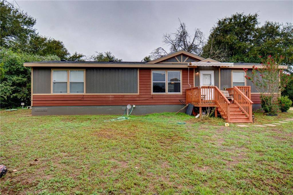 210 Smith RD, Bastrop, TX 78602