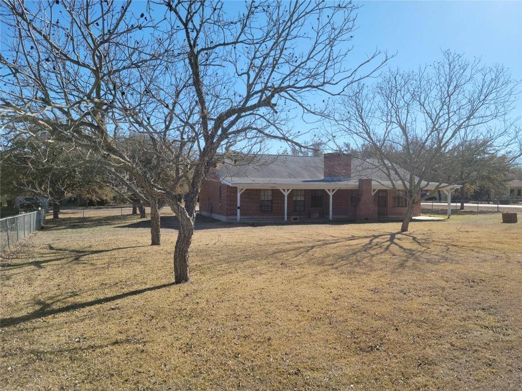 400 Arikara ST, Buda, TX 78610