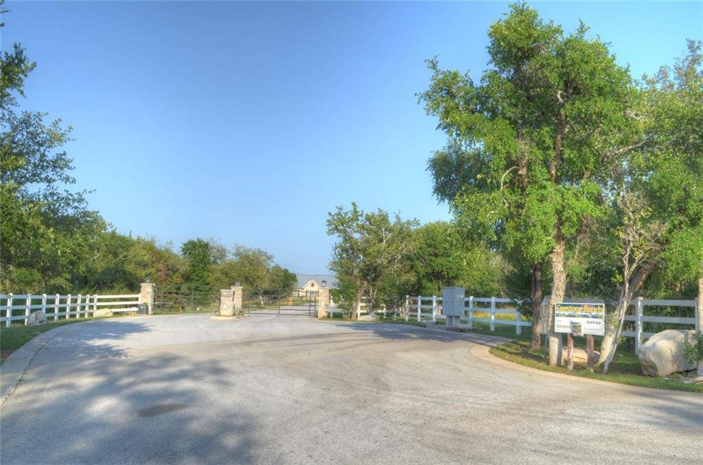 104 Hardie DR, Marble Falls, TX 78654
