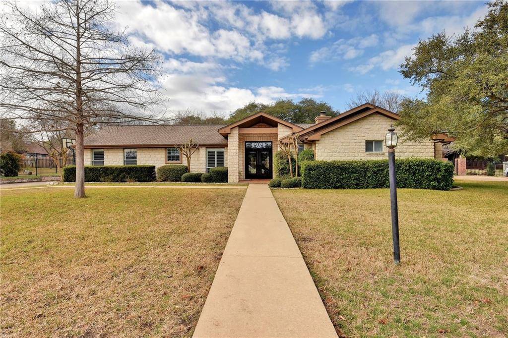 527 LADIN LN, Lakeway, TX 78734