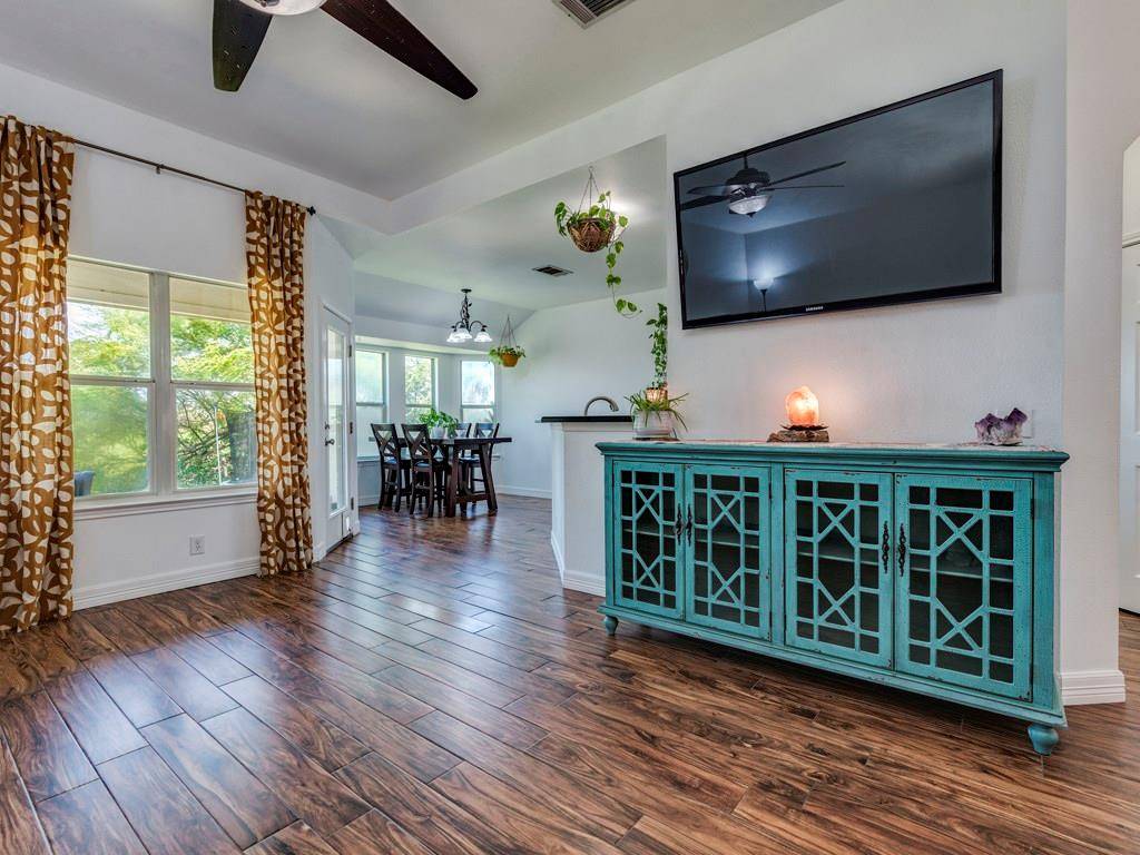 280 Spillway DR, Kyle, TX 78640
