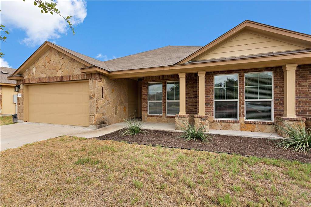 201 Foster LN, Jarrell, TX 76537
