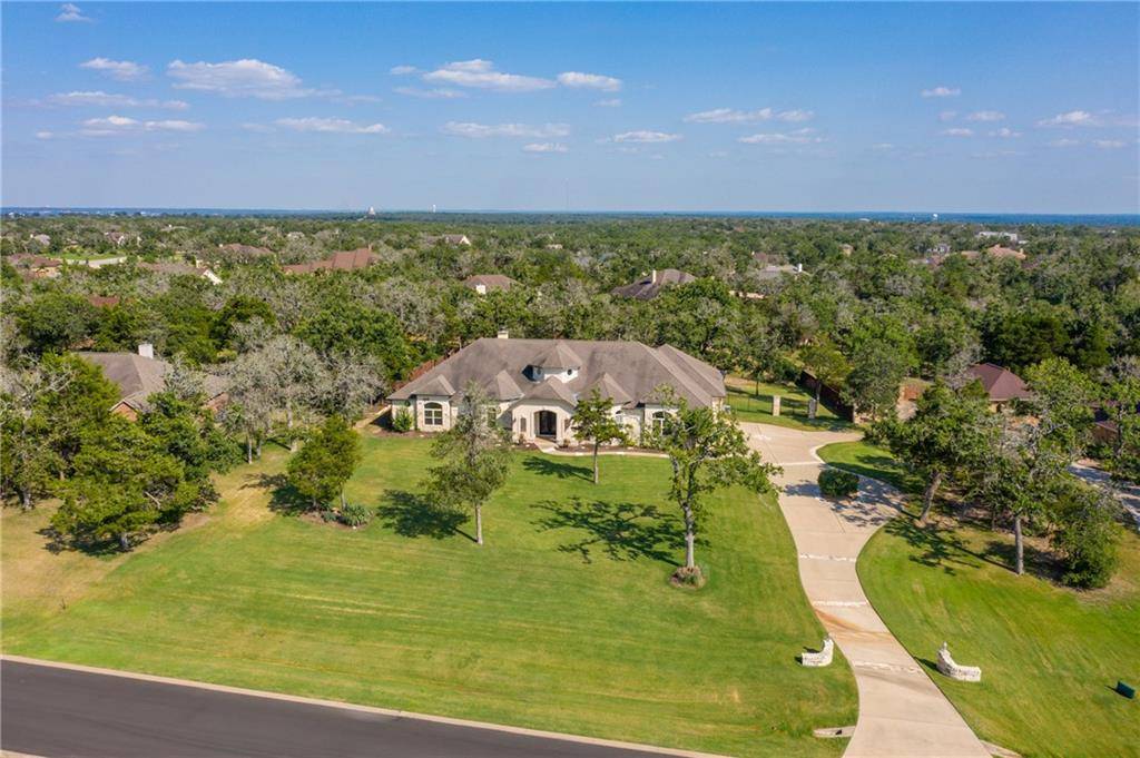 117 Carriage CT, Bastrop, TX 78602