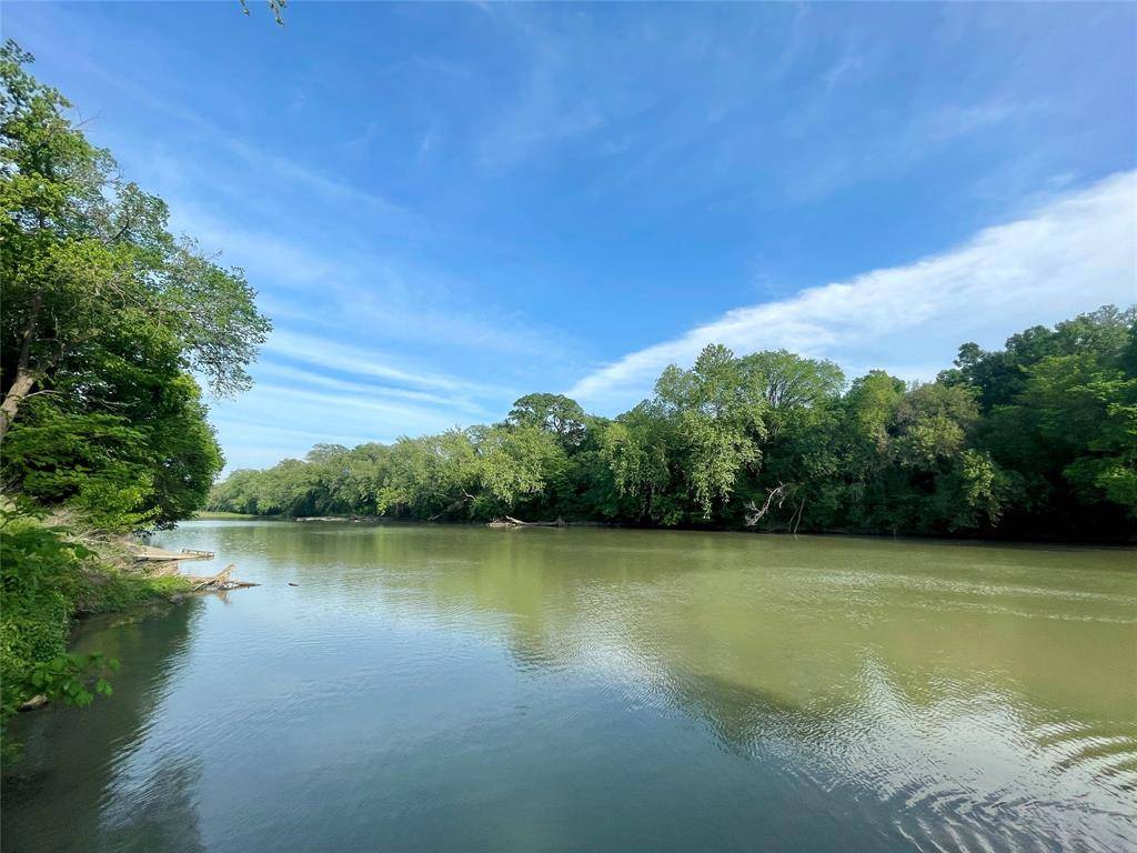 257 El Camino River RD, Bastrop, TX 78602