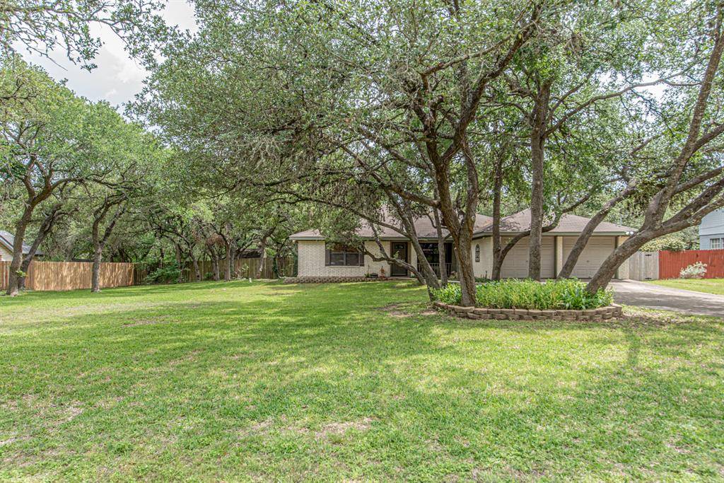 315 Fox Glove DR, Kyle, TX 78640