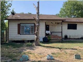 414 E 6th ST, Taylor, TX 76574