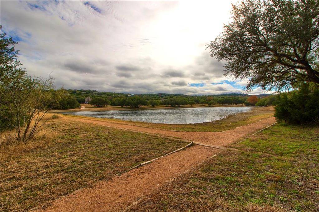 209 ALLOWAY DR, Spicewood, TX 78669
