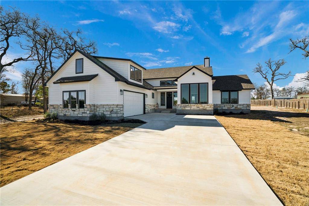 112 Lariat CT, Bastrop, TX 78602