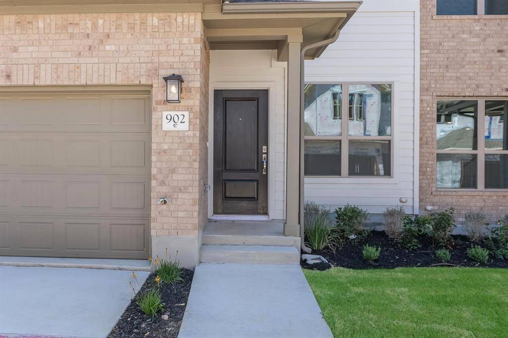 2500 FOREST CREEK DR #902, Round Rock, TX 78664