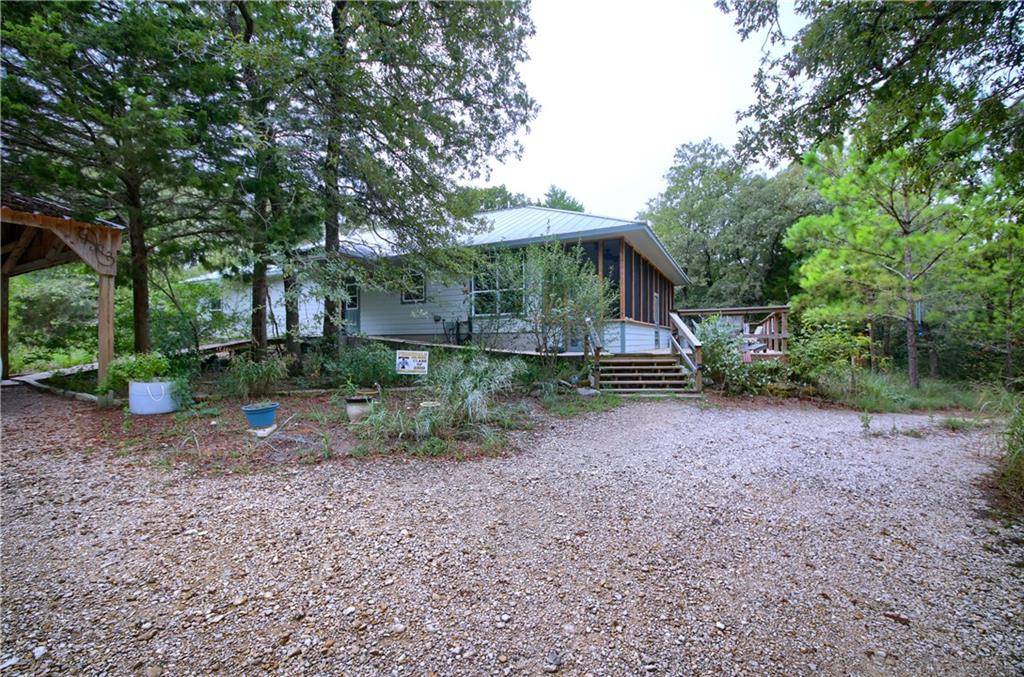 858 Private Road 4129, Thorndale, TX 76577
