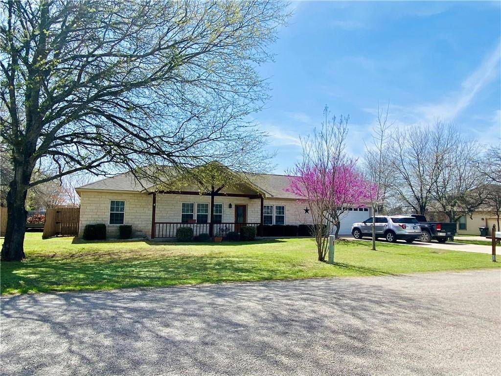 1221 Lovers LN, Bastrop, TX 78602