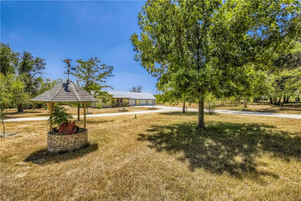 150 County Road 106, Georgetown, TX 78626