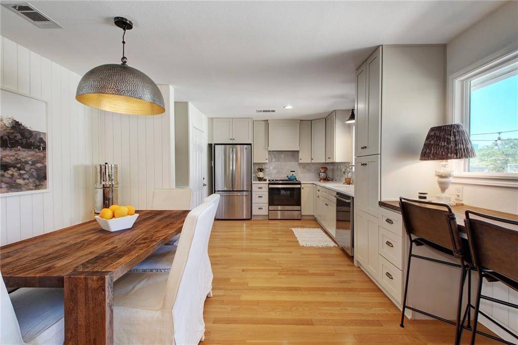 3209 Canter LN, Austin, TX 78759