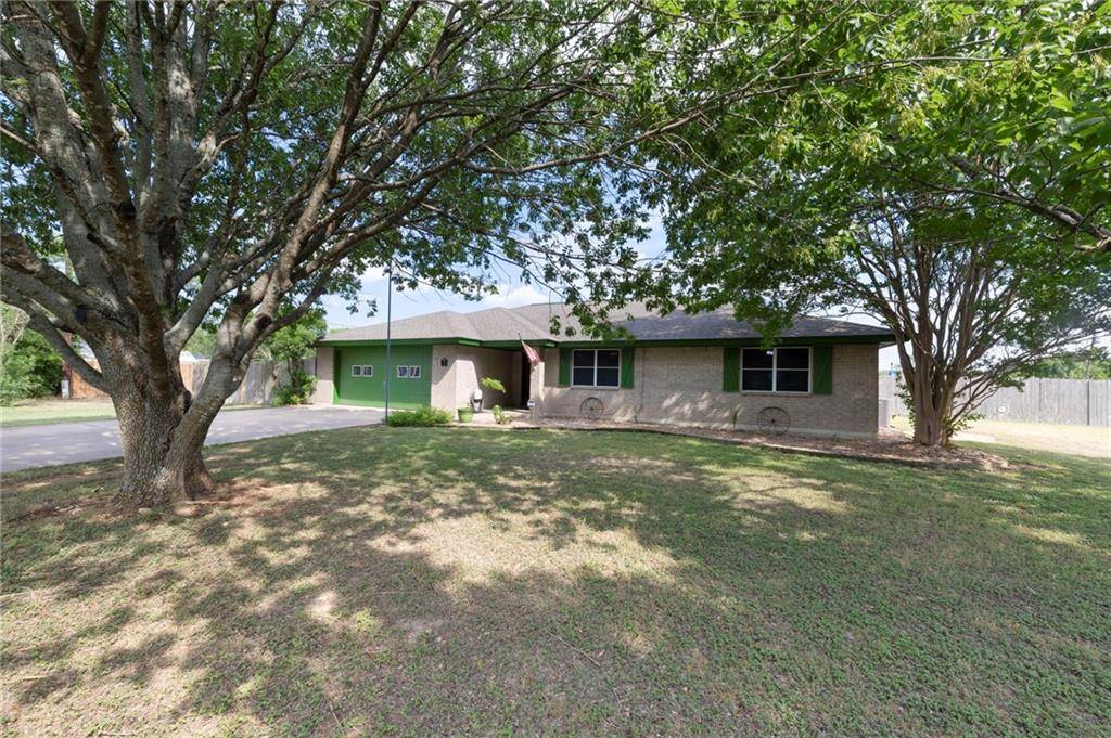 207 W Avenue A Ave, Jarrell, TX 76537