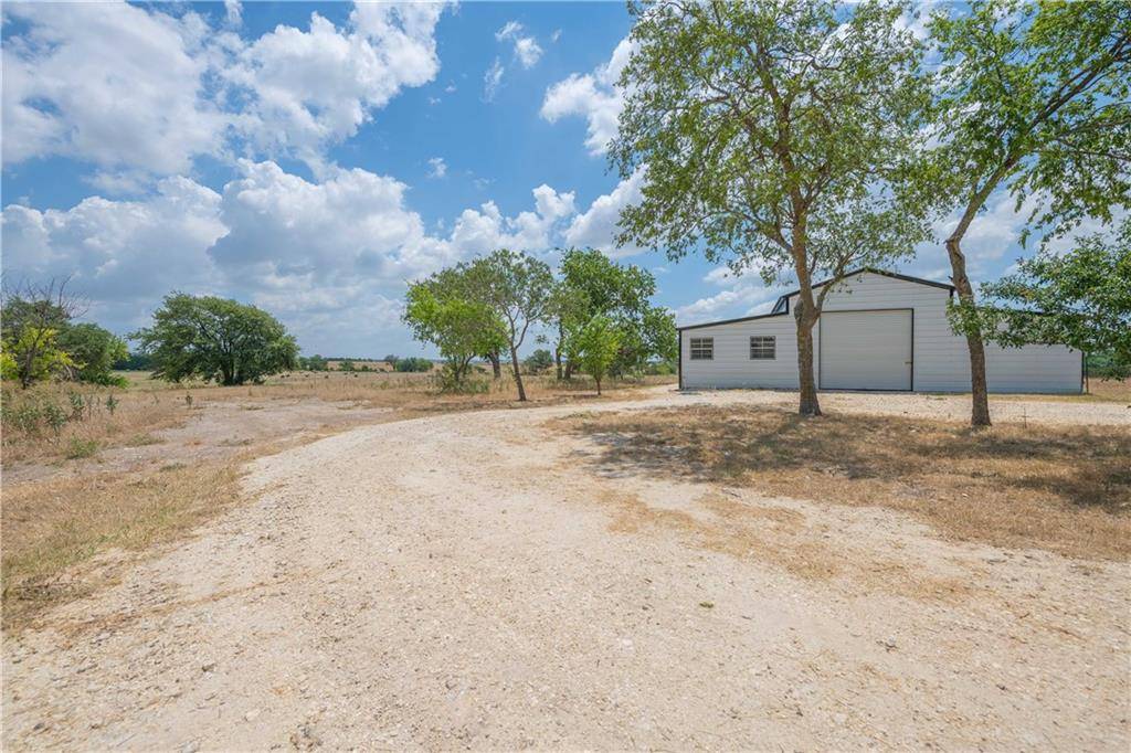 15815 FM 107, Mcgregor, TX 76557