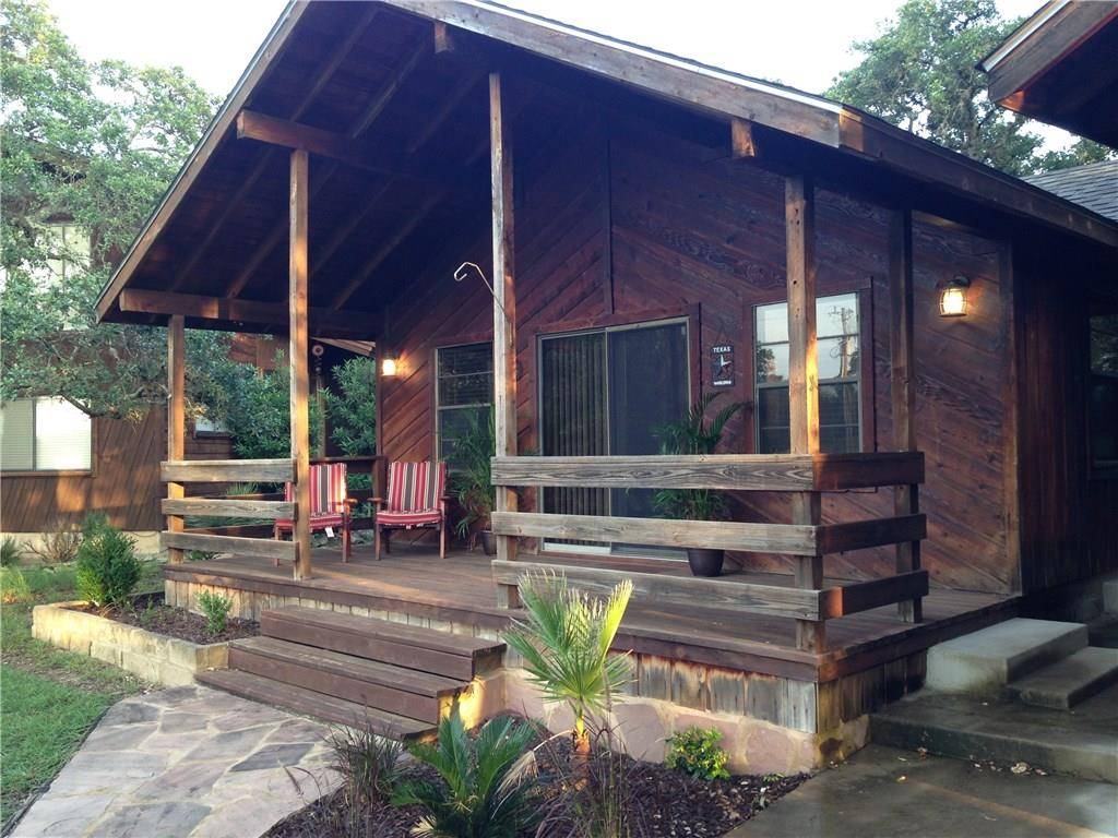 336 Coventry RD, Spicewood, TX 78669
