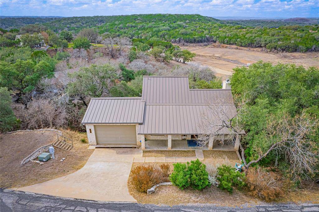 1025 Coventry RD, Spicewood, TX 78669