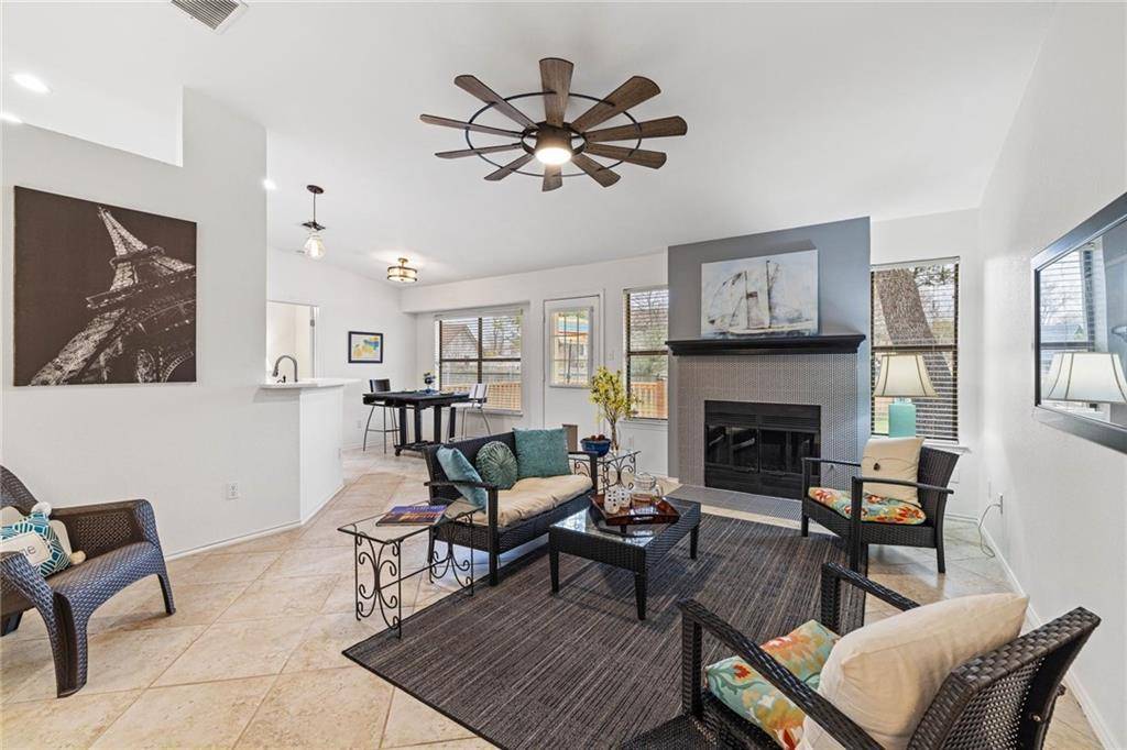 1404 Black Cherry DR, Cedar Park, TX 78613