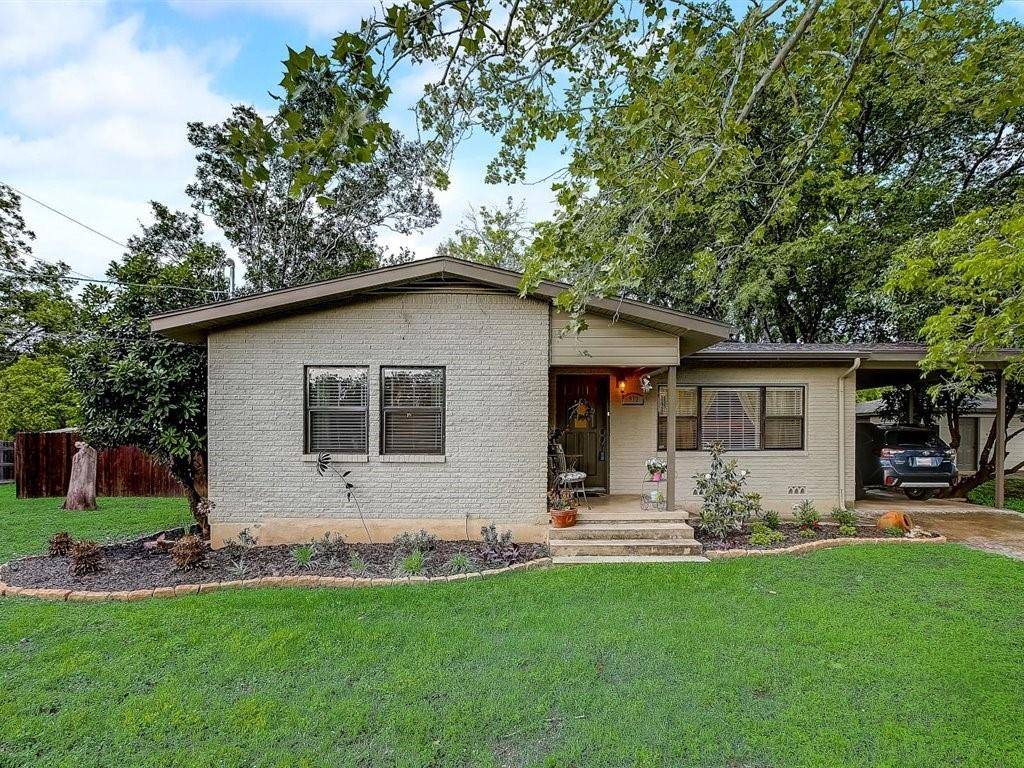 930 Trinity ST, Marble Falls, TX 78654