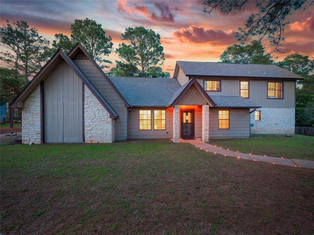 120 Papaloa LN, Bastrop, TX 78602