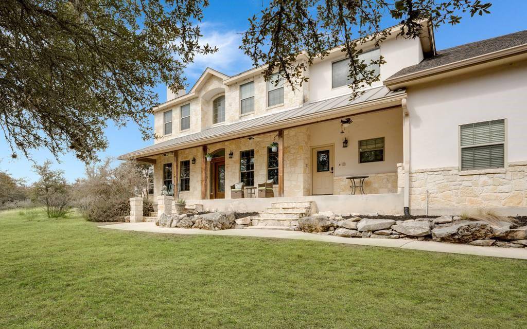1094 Waterstone PKWY, Boerne, TX 78006