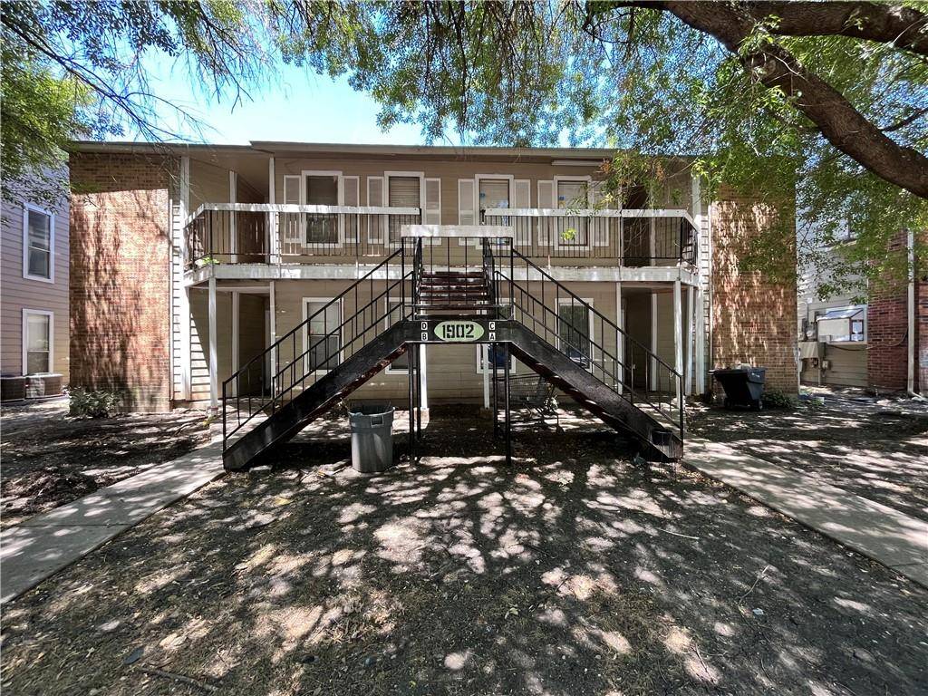 1902 WEST LOOP, Austin, TX 78758