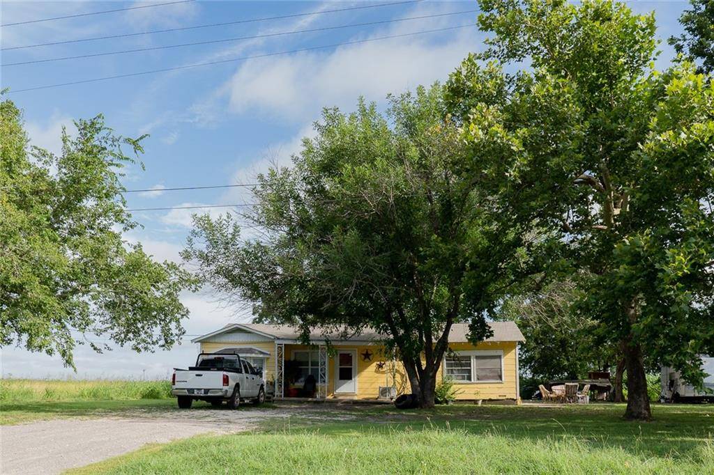 803 E US Highway 79 HWY, Thorndale, TX 76577