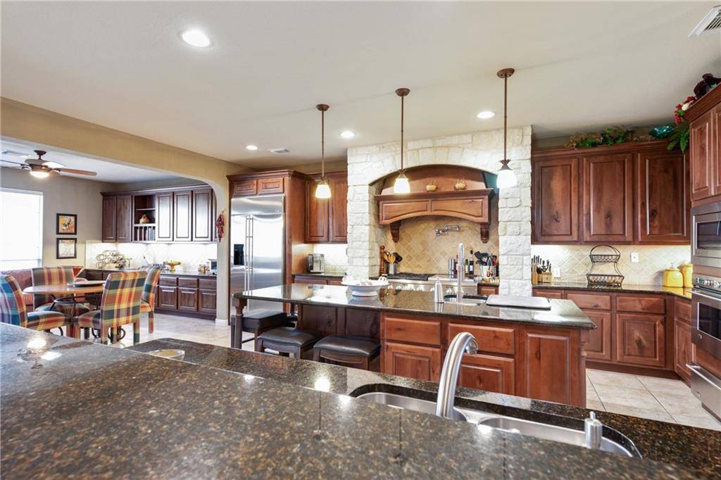 104 Mcbride LN, Cedar Park, TX 78613