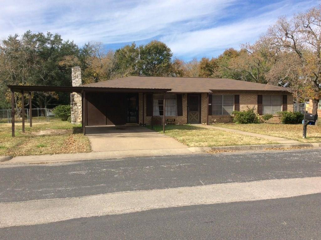 1021 N Williamson ST, Giddings, TX 78942