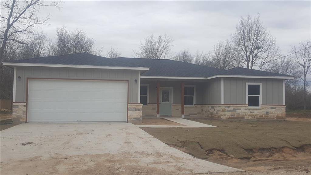 107 Naalehu CT, Bastrop, TX 78602