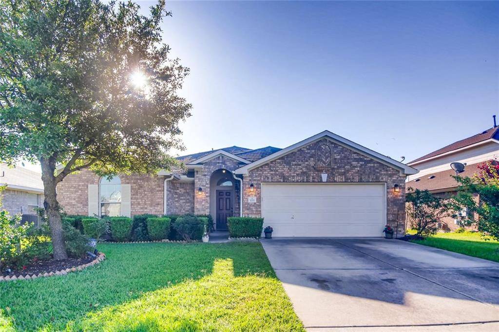1111 Samson DR, Hutto, TX 78634