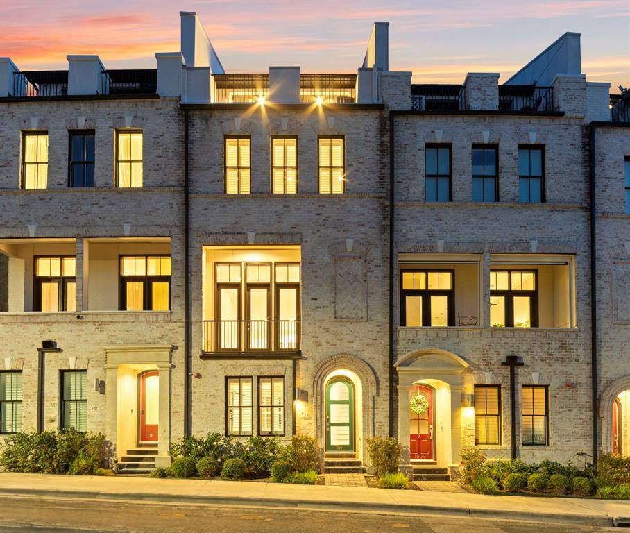 1011 Juniper ST, Austin, TX 78702