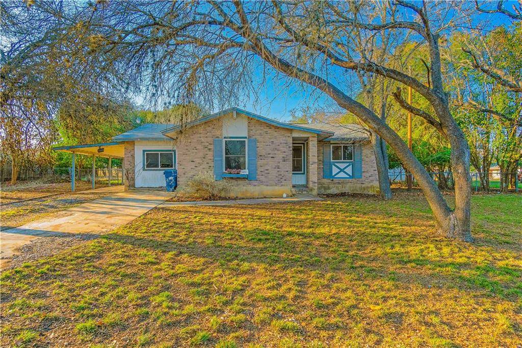 1603 Sycamore ST, Bandera, TX 78003