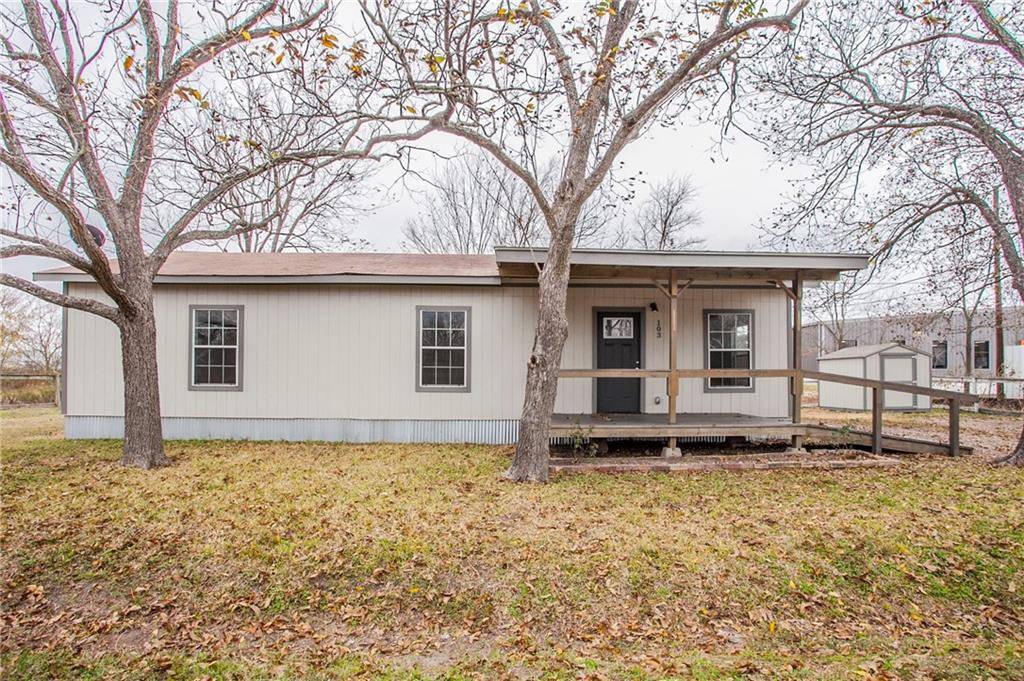 103 Howard ST, Taylor, TX 76574