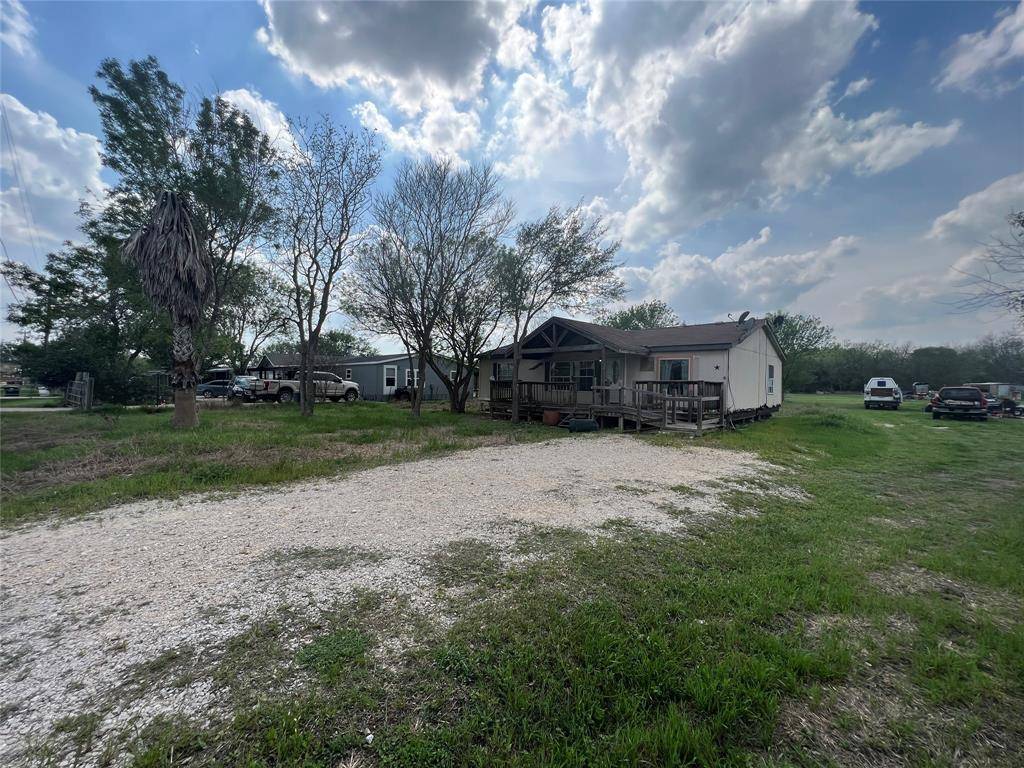 100 Joe Robinson DR, Kyle, TX 78640