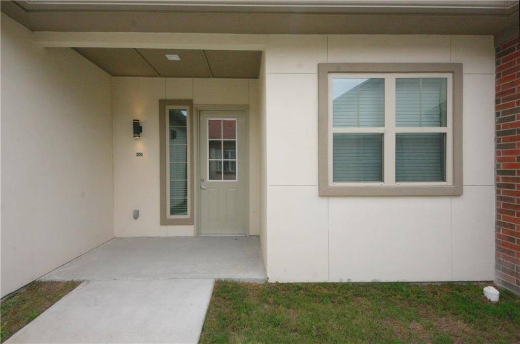 2400 Louis Henna BLVD #208, Round Rock, TX 78664