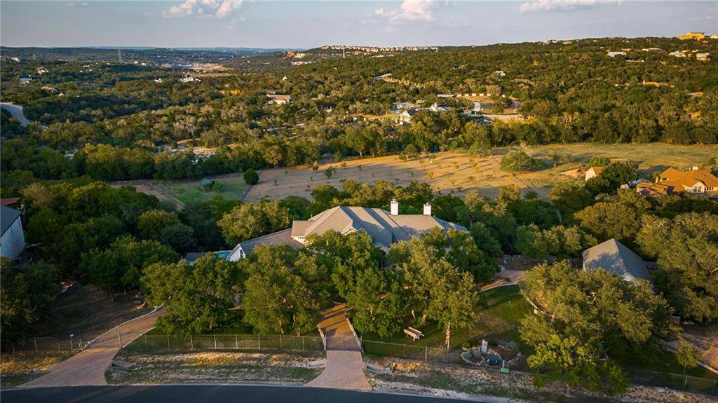19716 Cordill LN, Spicewood, TX 78669