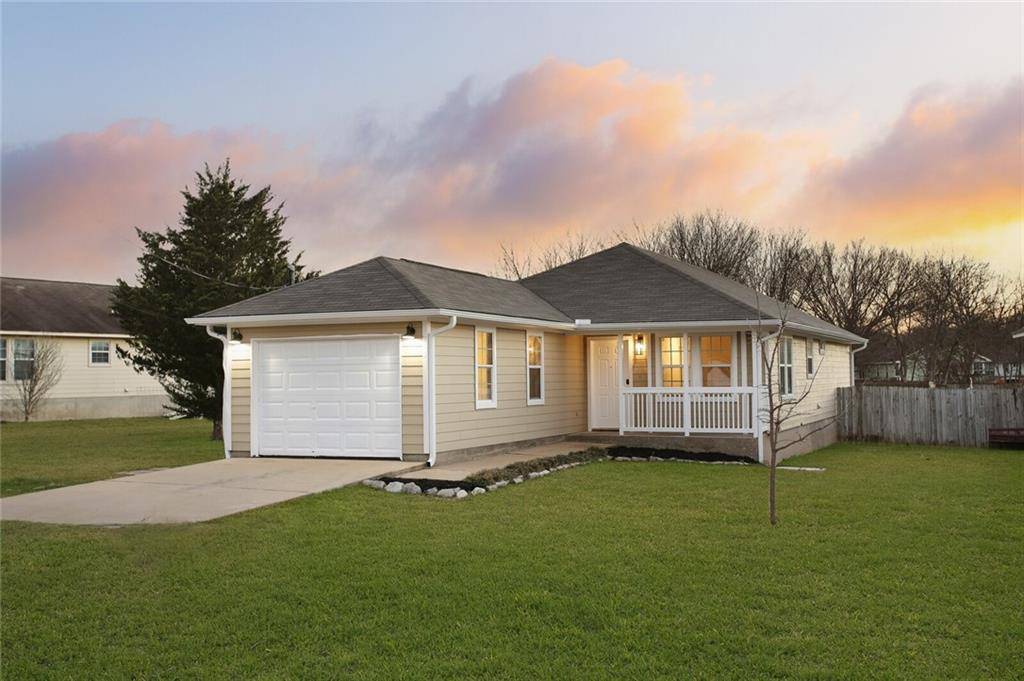 113 Hawea LN, Bastrop, TX 78602