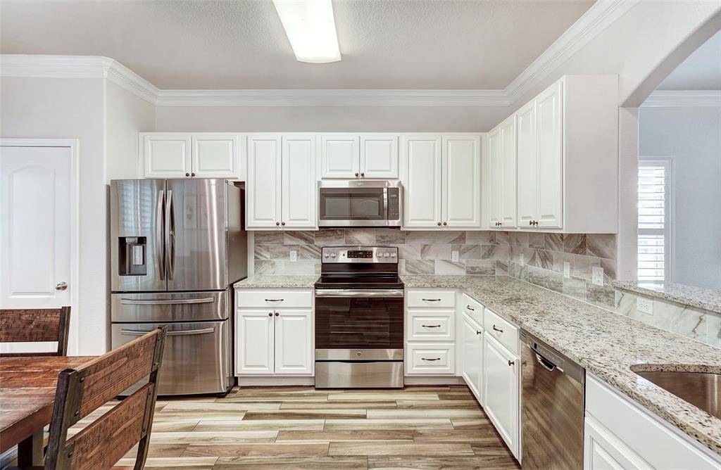 723 Hedgewood DR, Georgetown, TX 78628