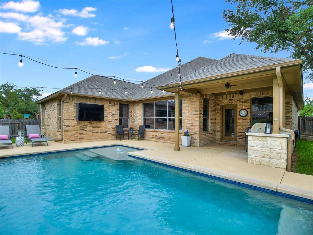 409 S Gadwall LN, Cedar Park, TX 78613