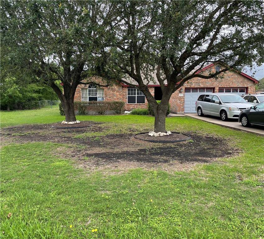 125 Green Pasture DR, Hutto, TX 78634