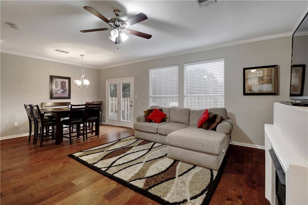 3300 Forest Creek DR #39, Round Rock, TX 78664