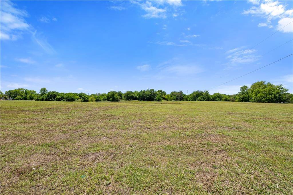 1060 Ray Berglund BLVD, Round Rock, TX 78664