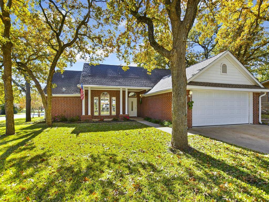 1901 Alcoa Ave, Rockdale, TX 76567