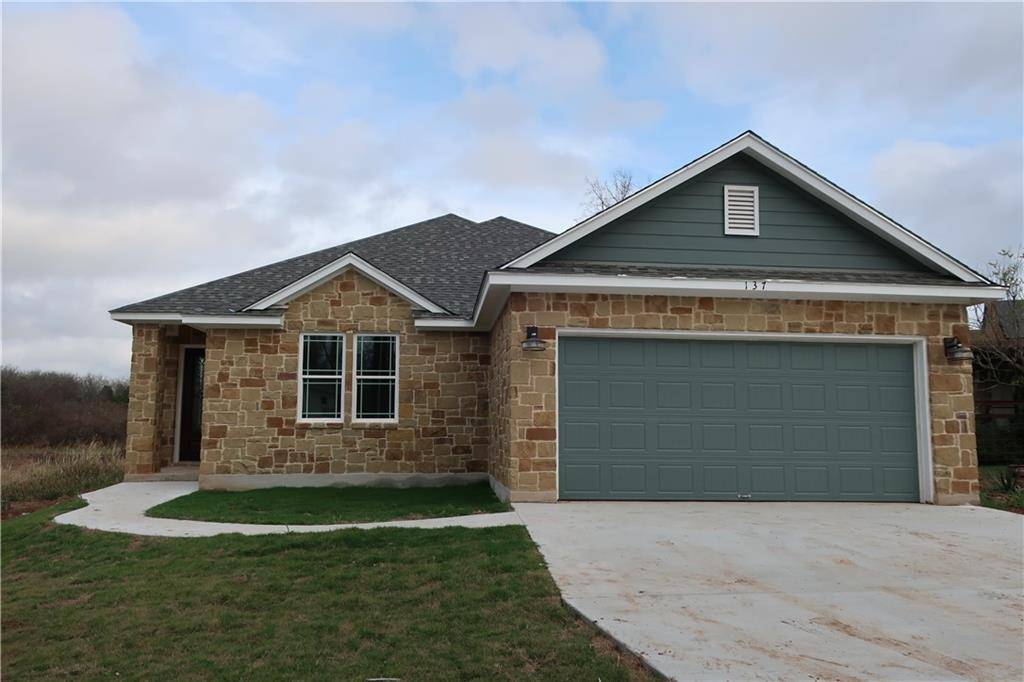 137 Ohana CT, Bastrop, TX 78602